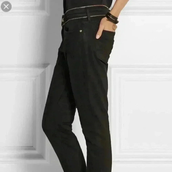 Frame Denim Le Garcon Black
Zipper Trim Jeans - Picture 5 of 5